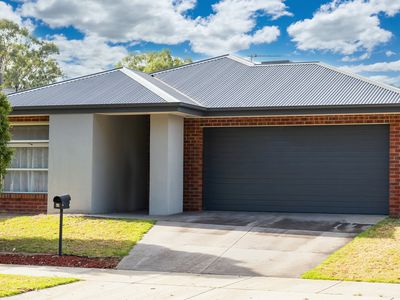 43 AXFORD BOULEVARD, Wodonga