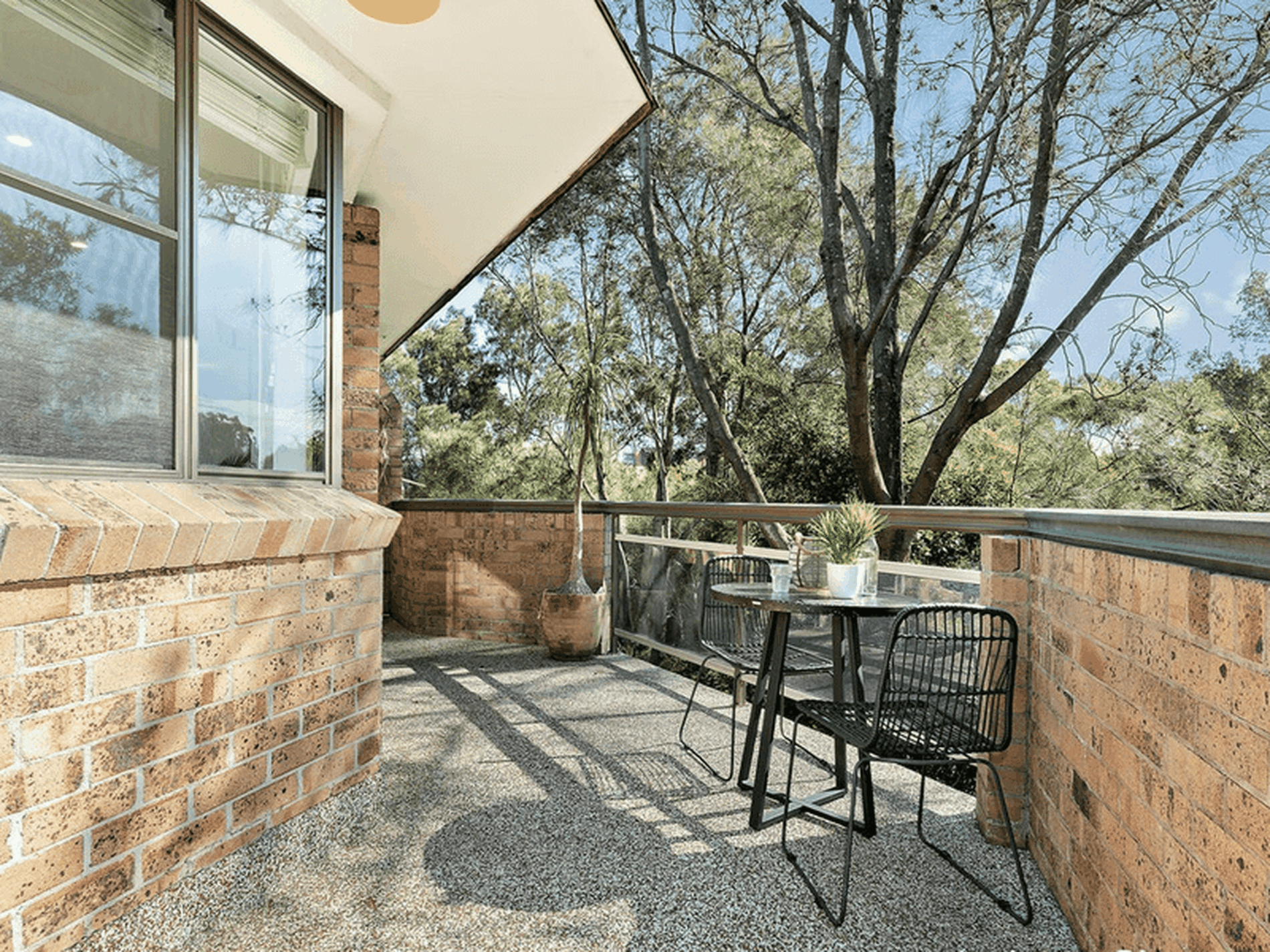 27 / 2 Parkes Road, Artarmon