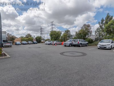 2 / 6 Merino Entrance, Cockburn Central