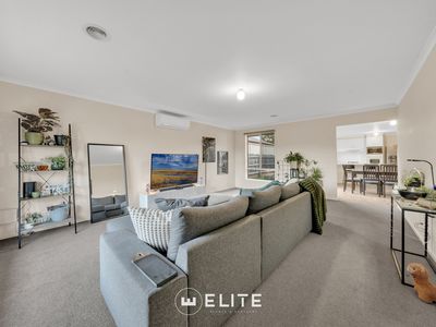 32 Osborn Grove, Pakenham