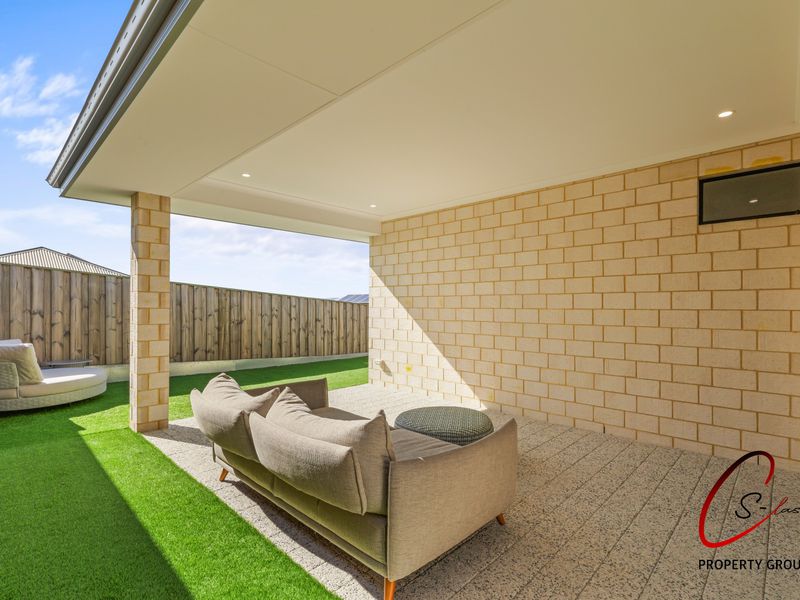 10 Iwasaki Crest, Ellenbrook