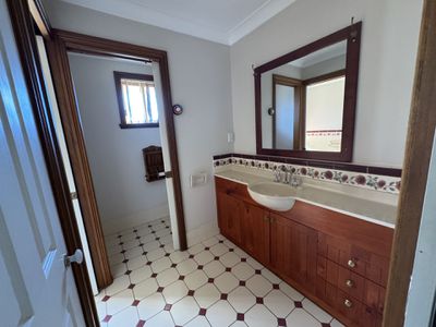 60 Best Street, Parkes