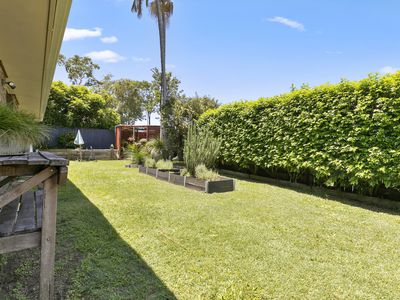 27 Foedera Crescent, Tewantin