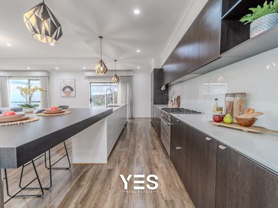 8 Godfrey Avenue, Cranbourne East