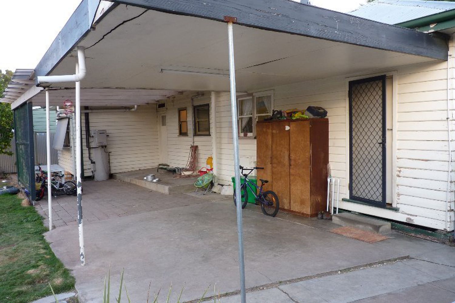 2 Ivy Street, Horsham