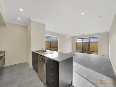 22 Frolic Street, Tarneit