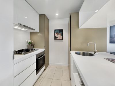 1205 / 33 Mackenzie Street, Melbourne