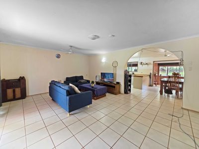 6 Eighth Avenue, Atherton