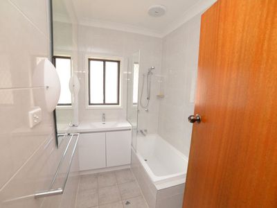 32 Trevor Avenue, Lake Heights