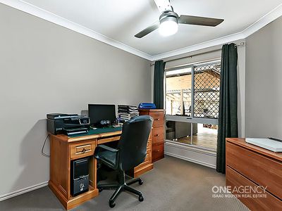 23 Stuart Pl, Forest Lake