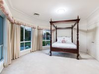 1 Nowingi Close, Eight Mile Plains