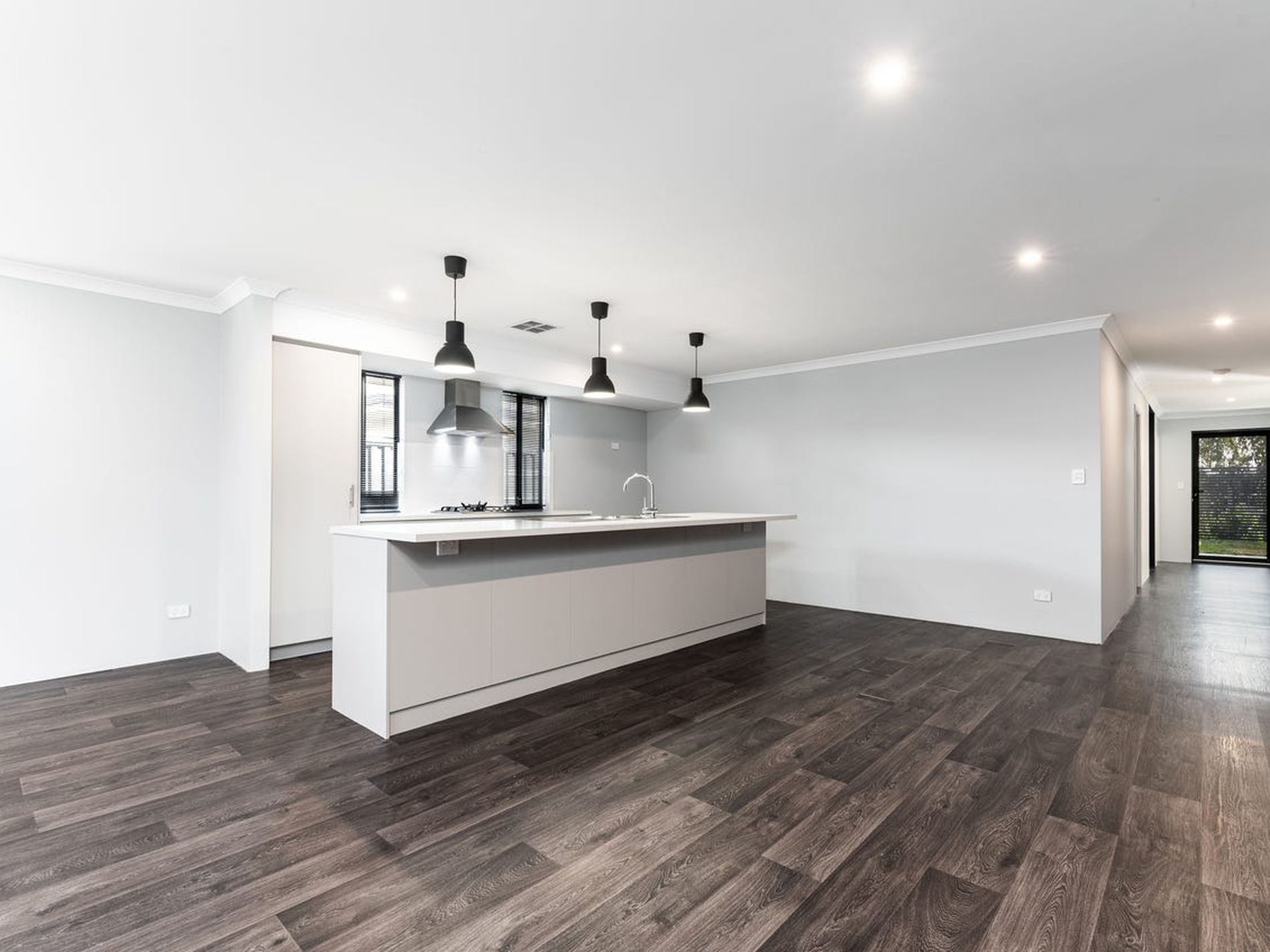 4 Fairmile Street, Bushmead