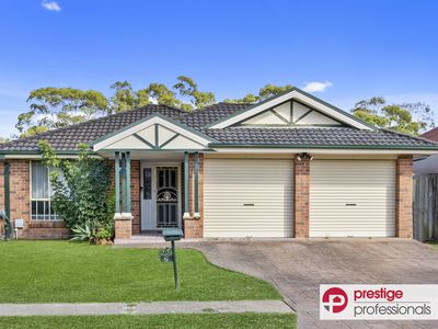 9 Lyndhurst Court, Wattle Grove