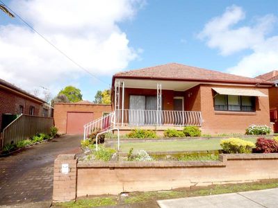 16 Hilton Ave, Roselands