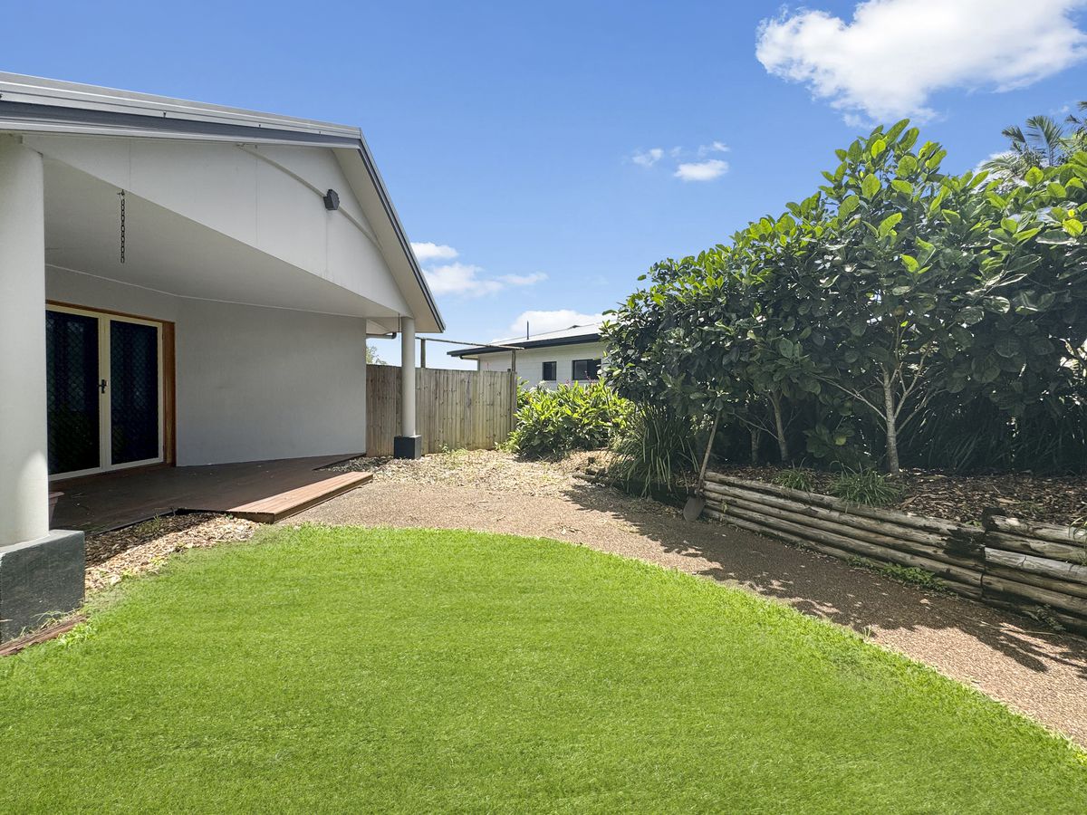 14 Storer Street, Atherton