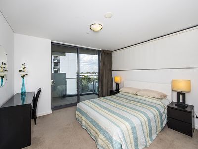 603 / 21 Bow River, Burswood
