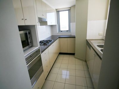 2704 / 77-81 Berry Street, North Sydney