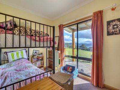 14 Cawthorns Road, Wattle Grove