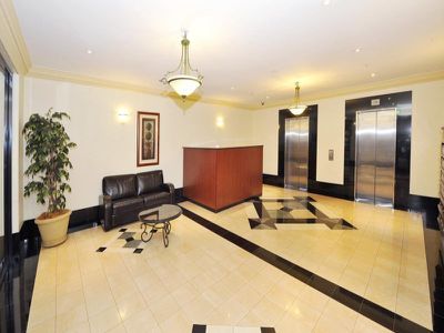 1304 / 5 Hosking Place, Sydney