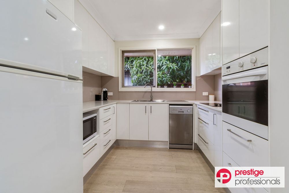 27 Bangalow Avenue, Chipping Norton