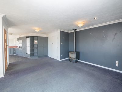 83 Easther Crescent, Kew
