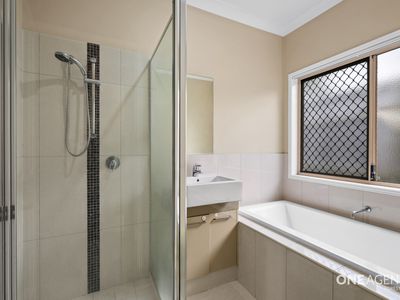 5 Messara Circuit, Durack