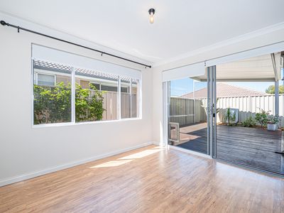 66 Lancaster Loop, Piara Waters