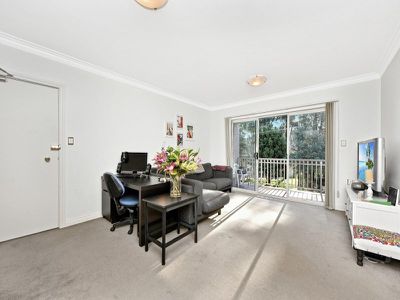 17 / 213 Wigram Road, Forest Lodge