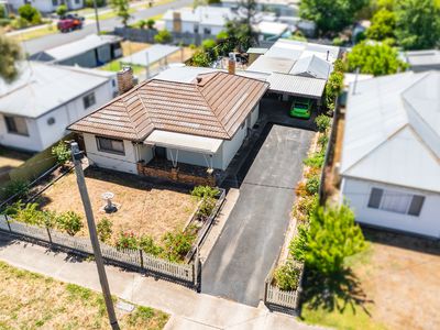16  Gertrude St, Horsham
