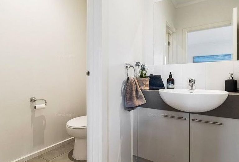 1 Pear Court, Seaford