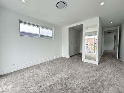 38B GRAY CRESCENT, Yagoona