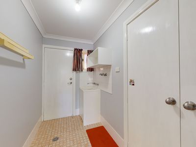 6 Magpie Close, Dubbo