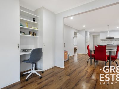 13 Bookham Way, Cranbourne West
