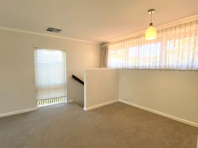 13 Barker Place, Karrinyup