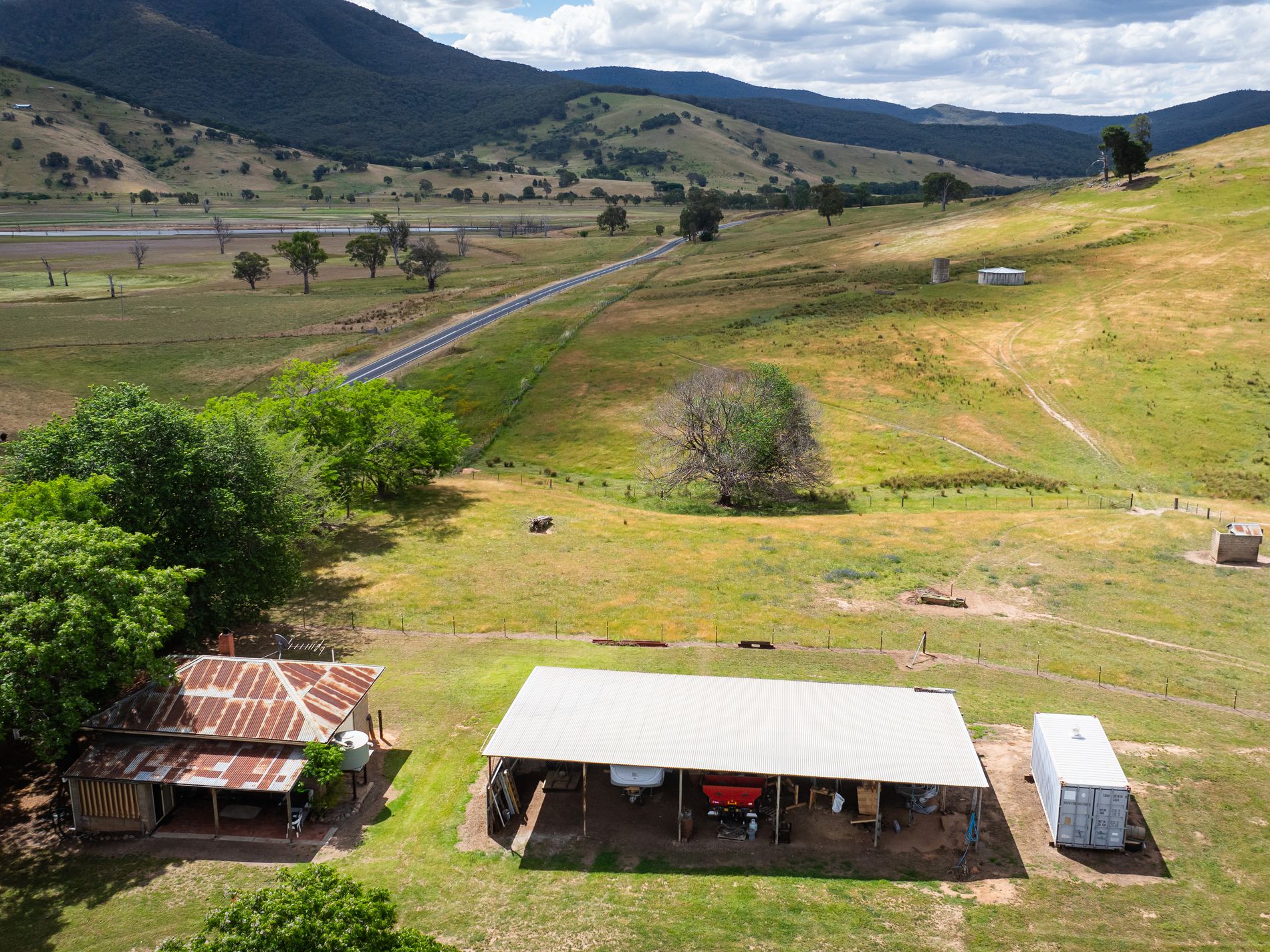 4118 Murray River Road, Thologolong