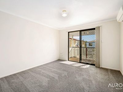 2/32 Beverley Street, Morningside