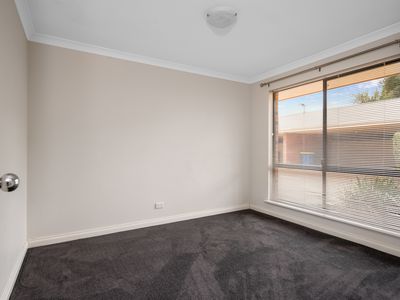 2 / 7 Bull Way, Somerville
