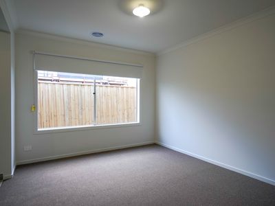 9 Warhawke Road, Aintree