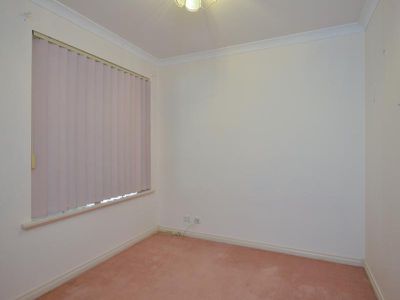 1B Paddington Drive, Hannans