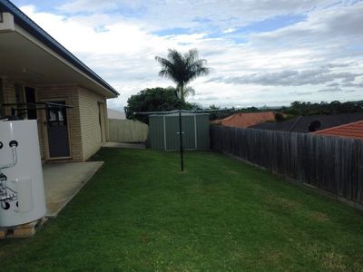 18 Cassinia Place, Flinders View
