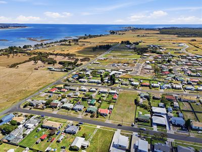 9 Widdowson Street, George Town