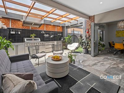 8 Best Street, Cranbourne West