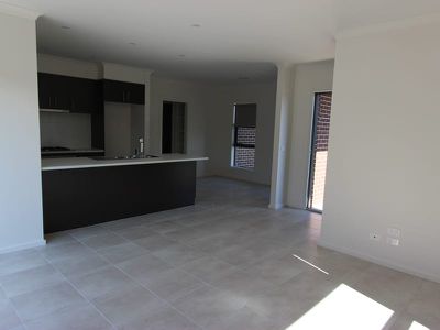 2 / 4A Tallinn Street, Bell Park