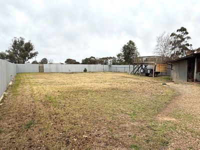 2 Wattle Road, Hanwood