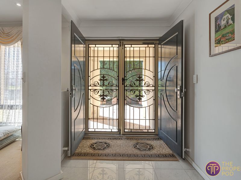 35 Winter Drive, Thornlie