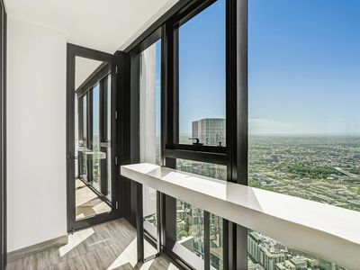 7202 / 462 Elizabeth Street, Melbourne