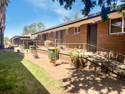 1 / 67-69 Bathurst Street , Forbes