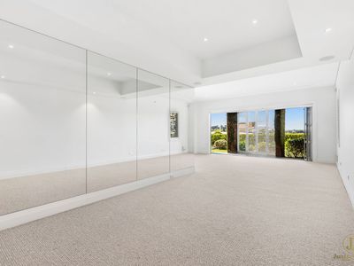 2 / 18 Etham Avenue, Darling Point