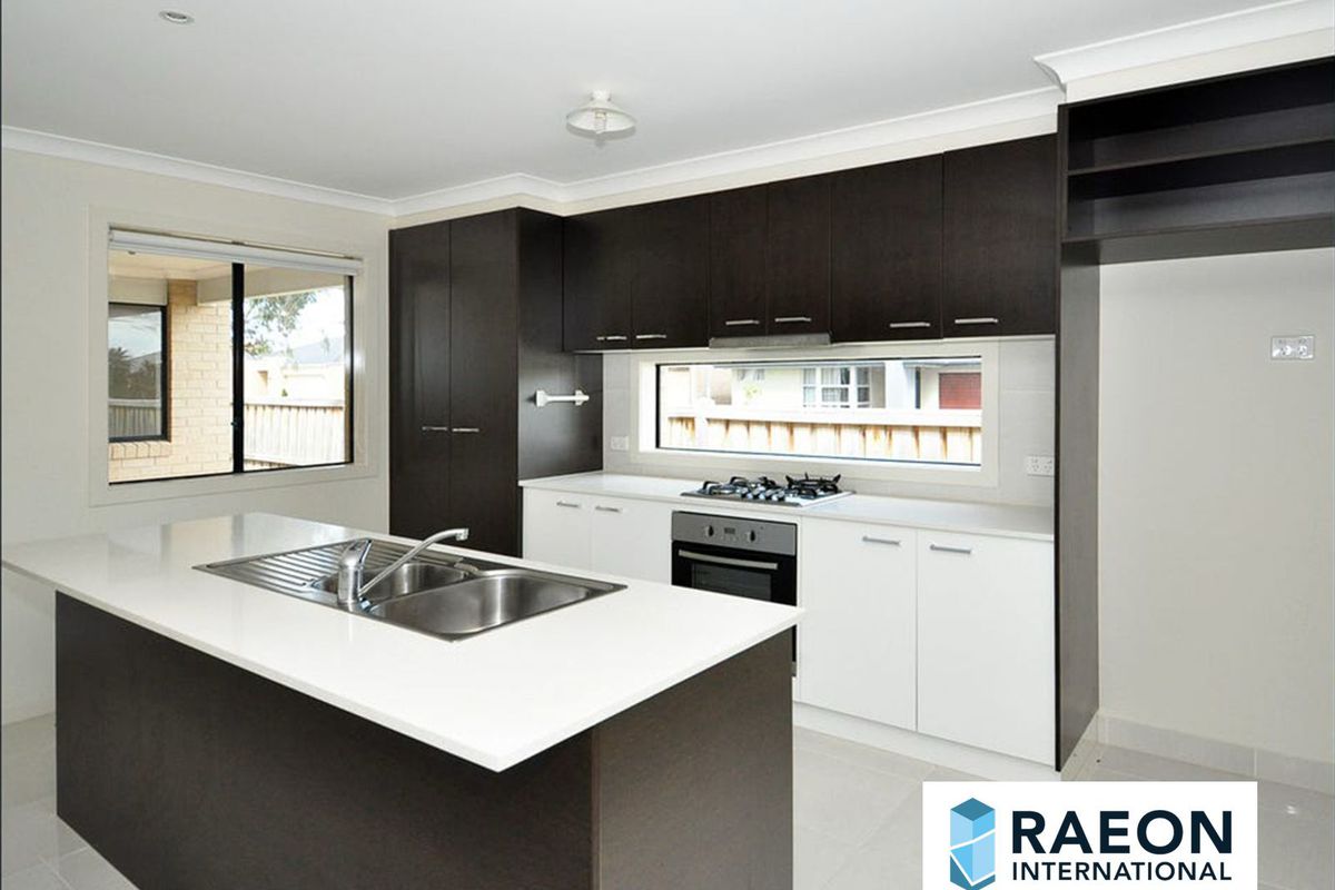 14 Baltic Circuit, Point Cook