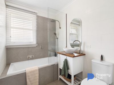 50 Andrew Street, White Hills